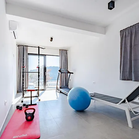 Holiday home 3 Bedroom Amazing In Blato Blato (Korcula)