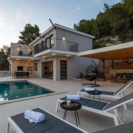 Gorgeous In With Sauna Semesterbostad Blato (Korcula)