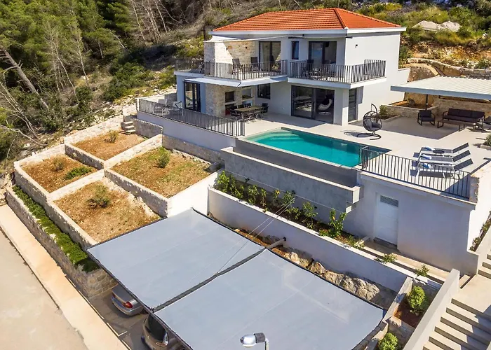 3 Bedroom Amazing In *