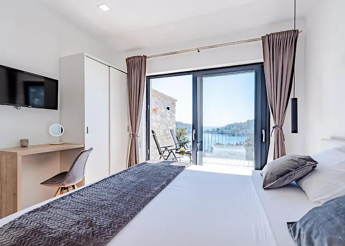 Holiday home 3 Bedroom Amazing In Blato (Korcula)